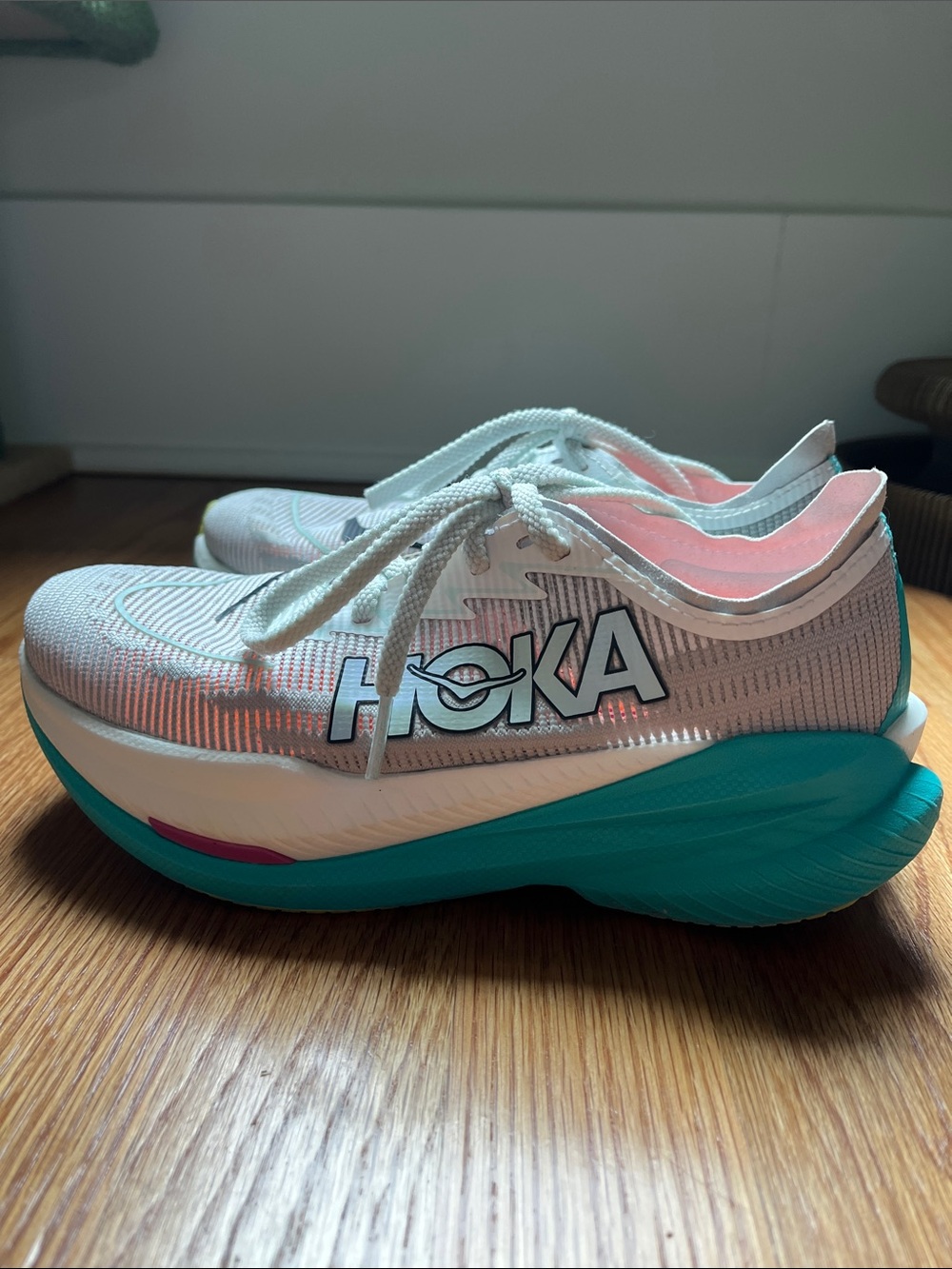 Hoka Mach X2 Running Shoes - Women’s Size 6B